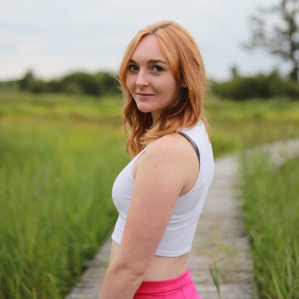 portretfoto van vrouw op de Tondense heide. Fotografie door Ont.Daan